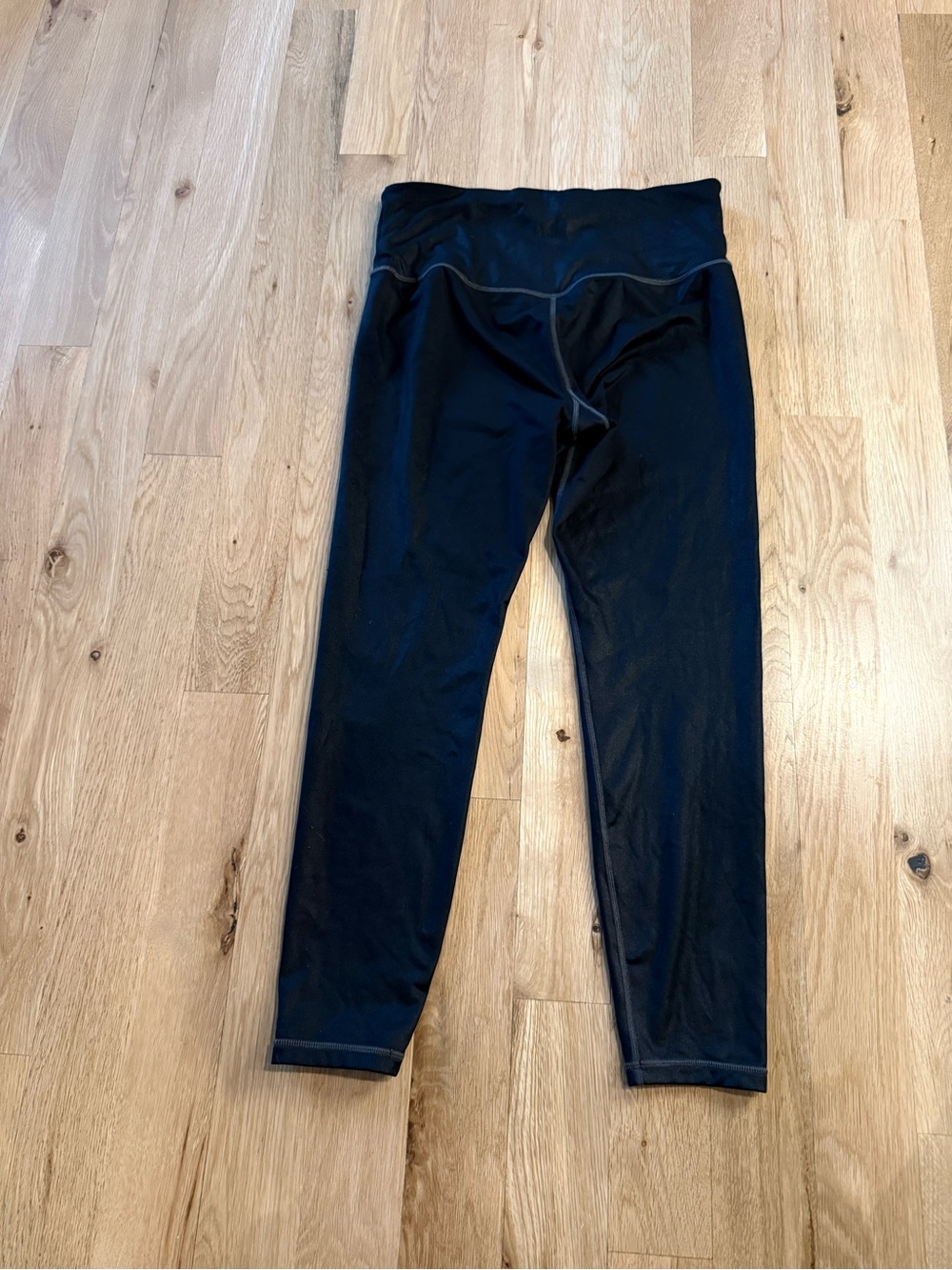 Athleta shiny black leggings